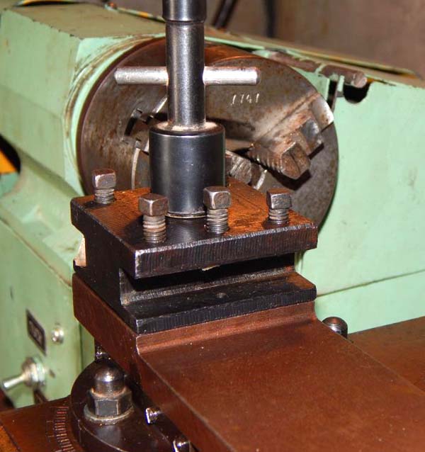 Загальний вигляд токарного верстата ТНШ ТНШ Загальний вигляд токарного верстата